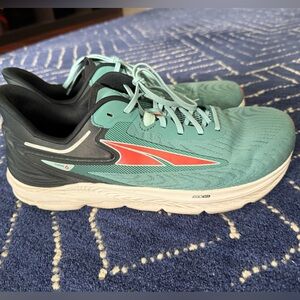 Altra Athletic Shoes in Teal and Orange